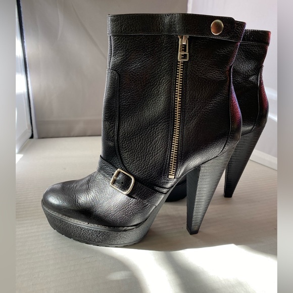 NWOT Pour La Victoire black leather with buckle zip up snap platform bootie sz 9 - Picture 4 of 13